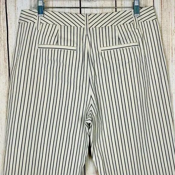 CAbi Tik Tok Crop, Pinstriped Pants. - Picture 6 of 6